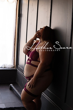 Kansas City Boudoir Photographer | Empowering Luxury Experience