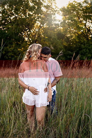 Kansas City Engagement Photography | Timeless & Authentic Outdoor Sessions