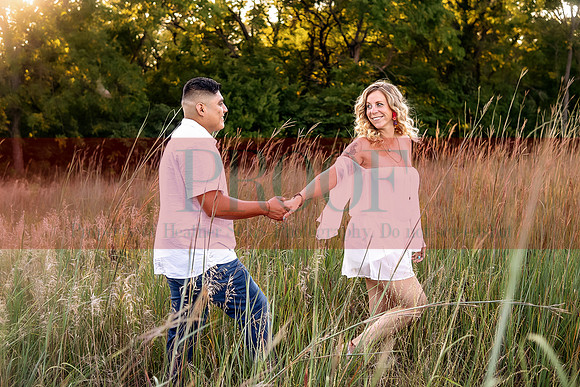 Kansas City Engagement Photography | Timeless & Authentic Outdoor Sessions