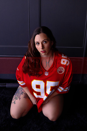 Kansas City Plus Size Boudoir Photography | Empowering Curve-Positive Portraits