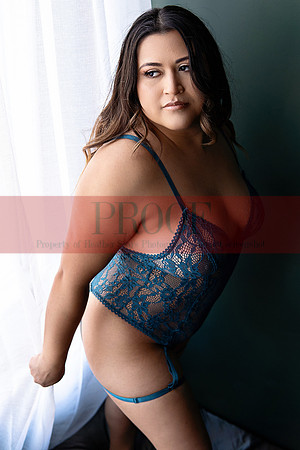 Kansas City Boudoir Photographer | Luxury Empowering Portrait Studio