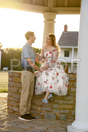 Kansas City Engagement Photography | Timeless & Authentic Outdoor Sessions
