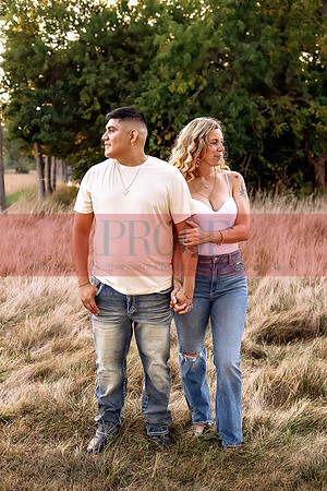 Kansas City Engagement Photography | Timeless & Authentic Outdoor Sessions
