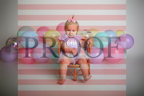 Kansas City Cake Smash Photographer | Custom Sets & First Birthday Portraits