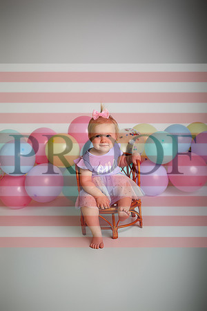 Kansas City Cake Smash Photographer | Custom Sets & First Birthday Portraits