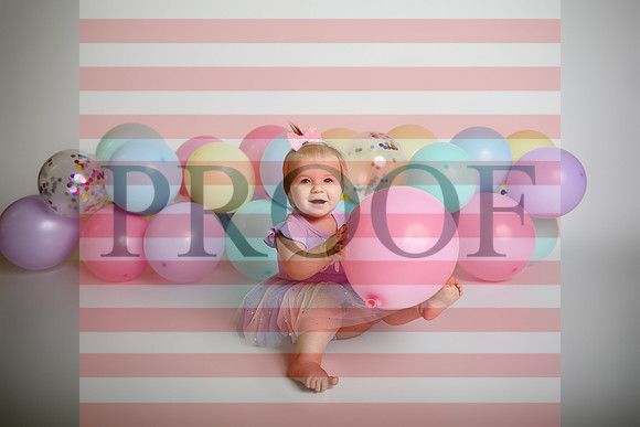 Kansas City Cake Smash Photographer | Custom Sets & First Birthday Portraits