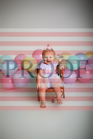 Kansas City Cake Smash Photographer | Custom Sets & First Birthday Portraits