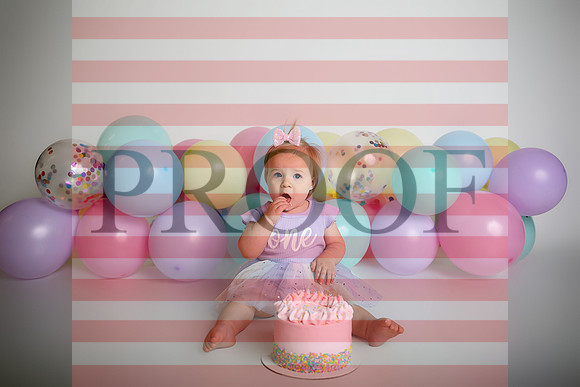 Kansas City Cake Smash Photographer | Custom Sets & First Birthday Portraits