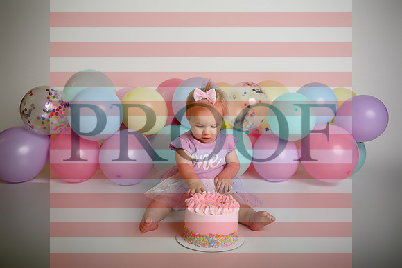 Kansas City Cake Smash Photographer | Custom Sets & First Birthday Portraits