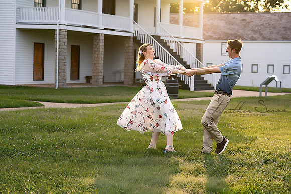 Kansas City Engagement Photography | Timeless & Authentic Outdoor Sessions
