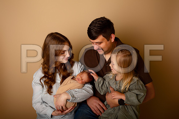Kansas City Newborn Photographer | Award-Winning Baby Portraits