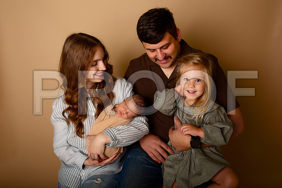 Kansas City Newborn Photographer | Award-Winning Baby Portraits