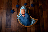 Kansas City Newborn Photographer | Award-Winning Baby Portraits