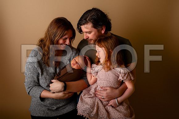 Kansas City Newborn Photographer | Award-Winning Baby Portraits