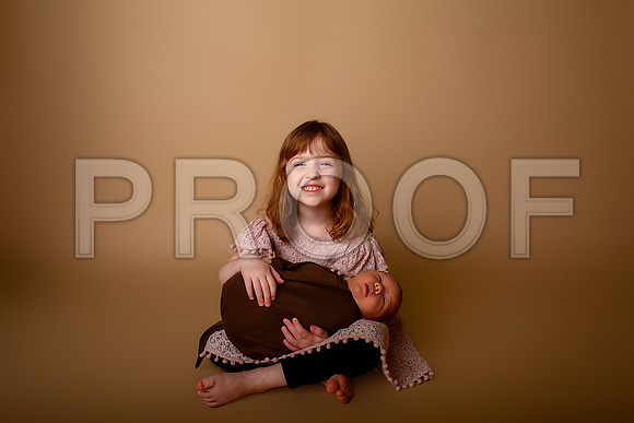Kansas City Newborn Photographer | Award-Winning Baby Portraits