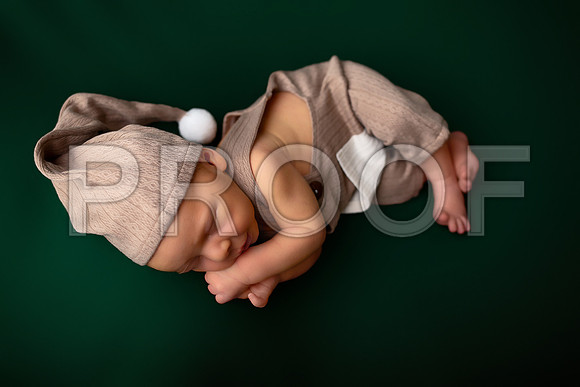Kansas City Newborn Photographer | Award-Winning Baby Portraits