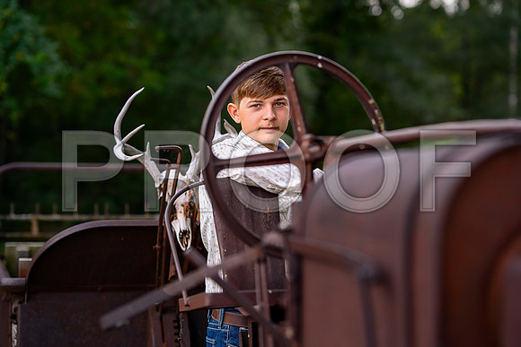 Kansas City Senior Photographer | Studio & Outdoor Sessions