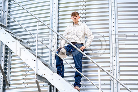 Kansas City Senior Photographer | Studio & Outdoor Sessions