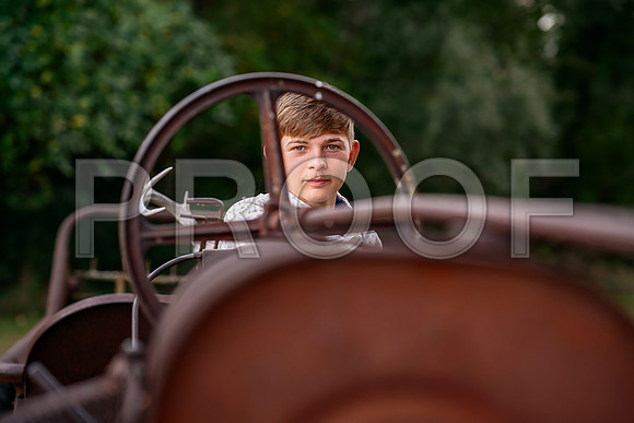 Kansas City Senior Photographer | Studio & Outdoor Sessions