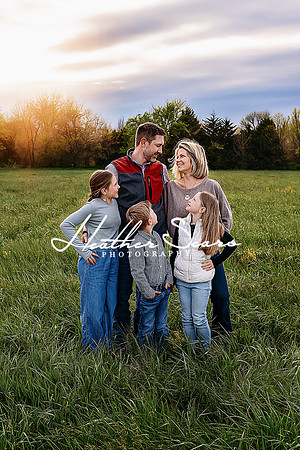 Authentic Kansas City Family Photography | Professional Studio & Lifestyle Sessions