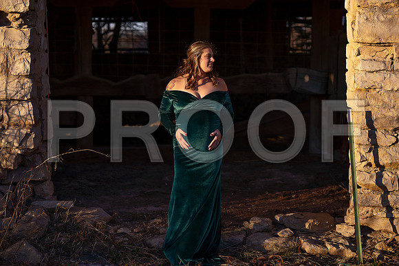 Fine Art Kansas City Maternity Photography | Luxury Pregnancy Portraits