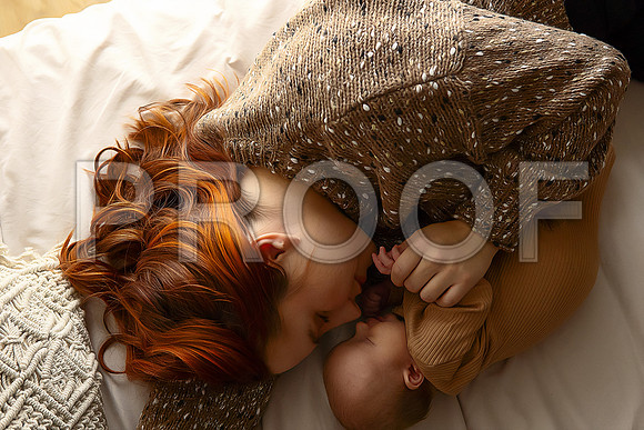 Kansas City Studio Lifestyle Newborn Photography | Natural & Timeless Newborn Portraits