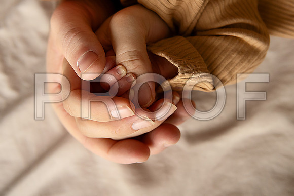 Kansas City Studio Lifestyle Newborn Photography | Natural & Timeless Newborn Portraits