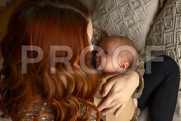 Kansas City Studio Lifestyle Newborn Photography | Natural & Timeless Newborn Portraits