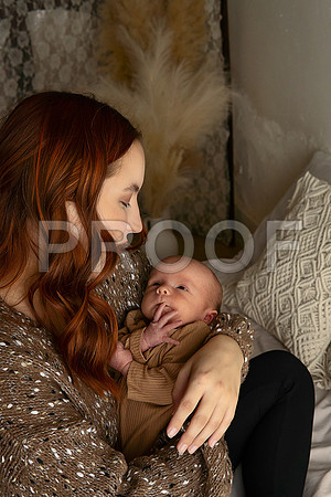 Kansas City Studio Lifestyle Newborn Photography | Natural & Timeless Newborn Portraits