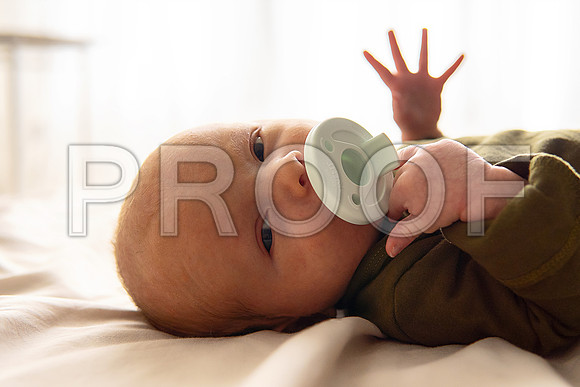 Kansas City Studio Lifestyle Newborn Photography | Natural & Timeless Newborn Portraits