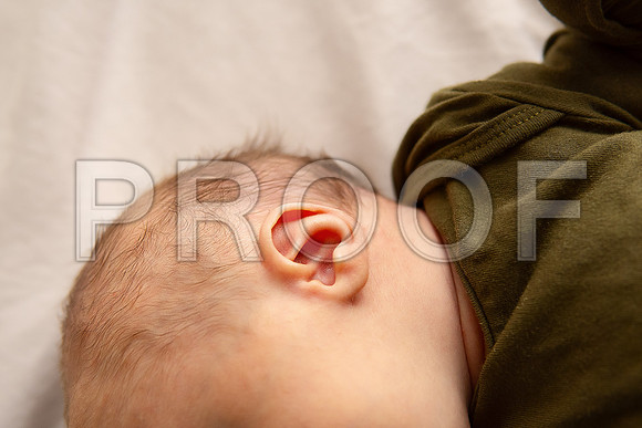 Kansas City Studio Lifestyle Newborn Photography | Natural & Timeless Newborn Portraits