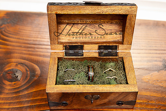 Heather Sears Photography | Timeless Luxury Wedding & Portrait Photography for Kansas City Couples