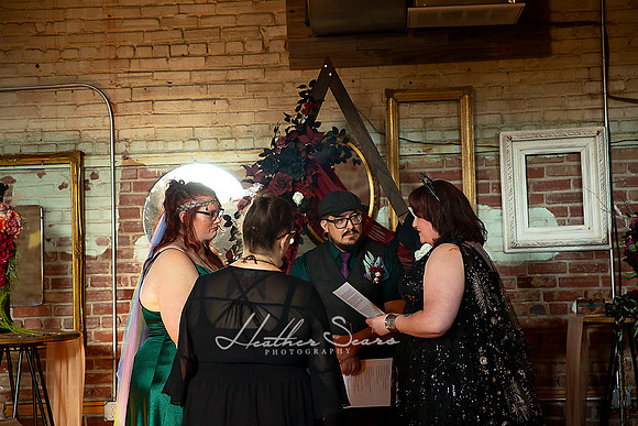 Heather Sears Photography | Timeless Luxury Wedding & Portrait Photography for Kansas City Couples