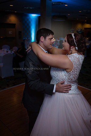Heather Sears Photography | Timeless Luxury Wedding & Portrait Photography for Kansas City Couples