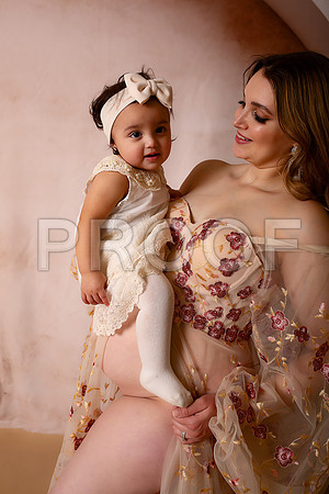 Kansas City Fine Art Studio Maternity Photography | Paola & Osawatomie Studio