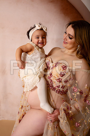 Kansas City Fine Art Studio Maternity Photography | Paola & Osawatomie Studio