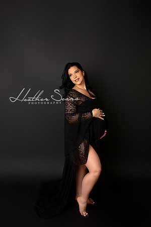 luxury-maternity-photography-kansas-city-studio-wardrobe.jpg