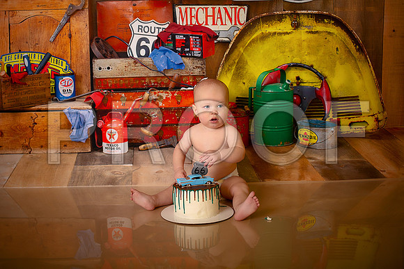 Kansas City Mechanic Cake Smash Photographer | First Birthday Sessions