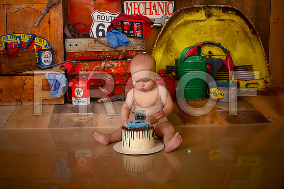 Kansas City Mechanic Cake Smash Photographer | First Birthday Sessions