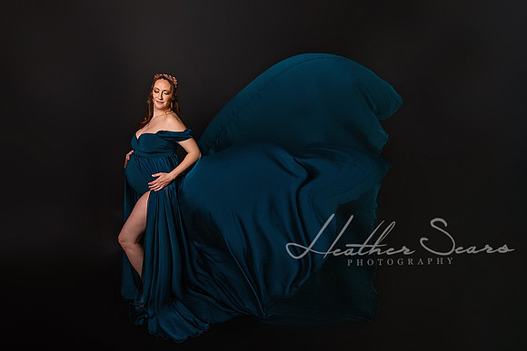 Kansas City Maternity Portraits | Luxury Fine Art Studio