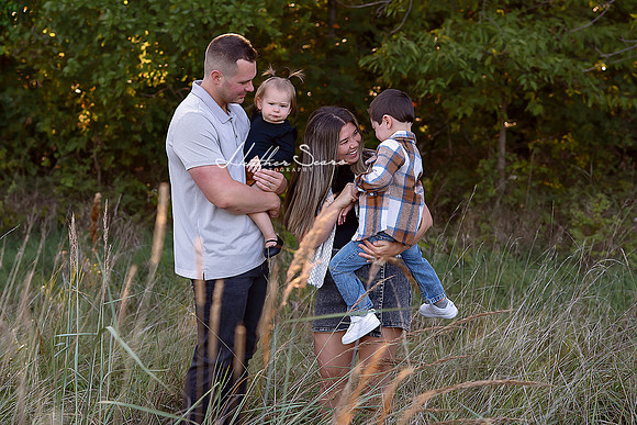 KC Family Portraits | Outdoor, Studio & In-Home Sessions