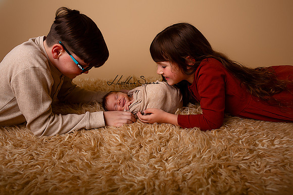 Kansas City Newborn Photographer | Award-Winning Baby Portraits