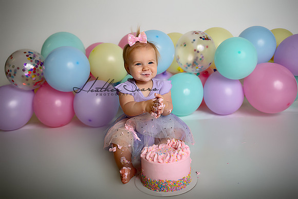 Kansas City Cake Smash Photographer - First Birthday Studio
