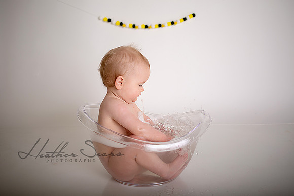 Kansas City Cake Smash Photographer - First Birthday Studio