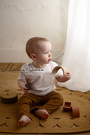 Kansas City Milestone Photographer | Osawatomie Studio Photo Session