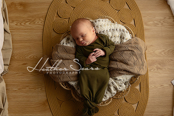 KC Newborn Photographer | Studio Lifestyle Newborn Photography