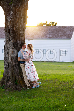 Kansas City Engagement Photography | Timeless & Authentic Outdoor Sessions