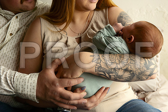 Kansas City Studio Lifestyle Newborn Photography | Natural & Timeless Newborn Portraits
