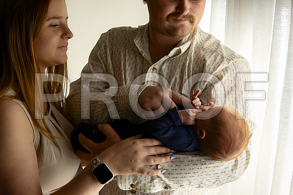 Kansas City Studio Lifestyle Newborn Photography | Natural & Timeless Newborn Portraits