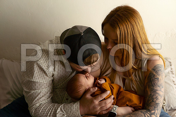 Kansas City Studio Lifestyle Newborn Photography | Natural & Timeless Newborn Portraits